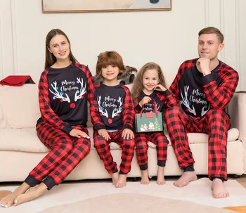 Eiropā, Amerikā Pārrobežu Jaunu Pleds Vēstuli Ziemassvētku Vecāku un bērnu Apģērbus Iespiesti Homewear Pidžamas Komplekts Pavasara Apģērbu